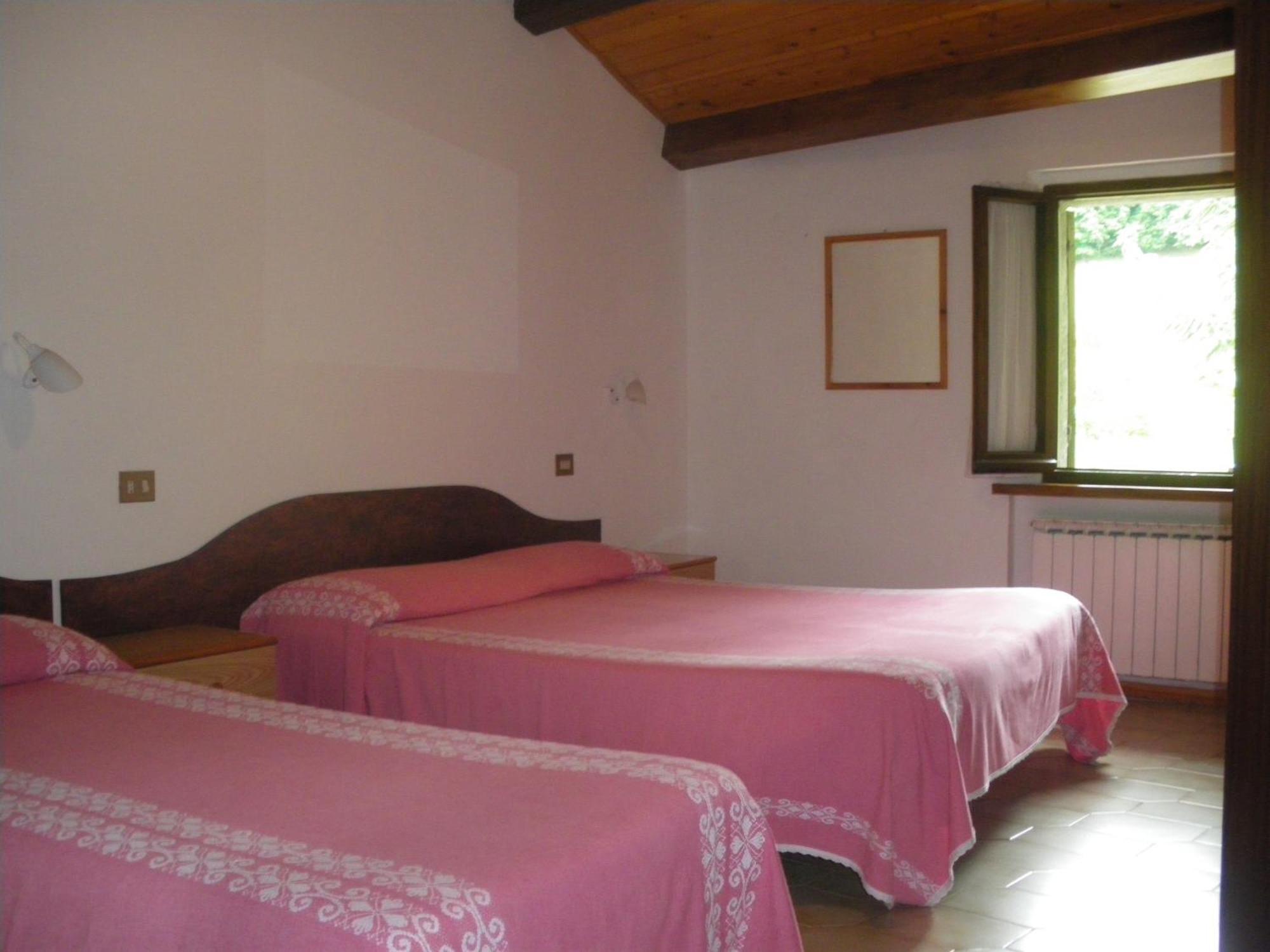 Agriturismo Orsaiola Урбания Екстериор снимка
