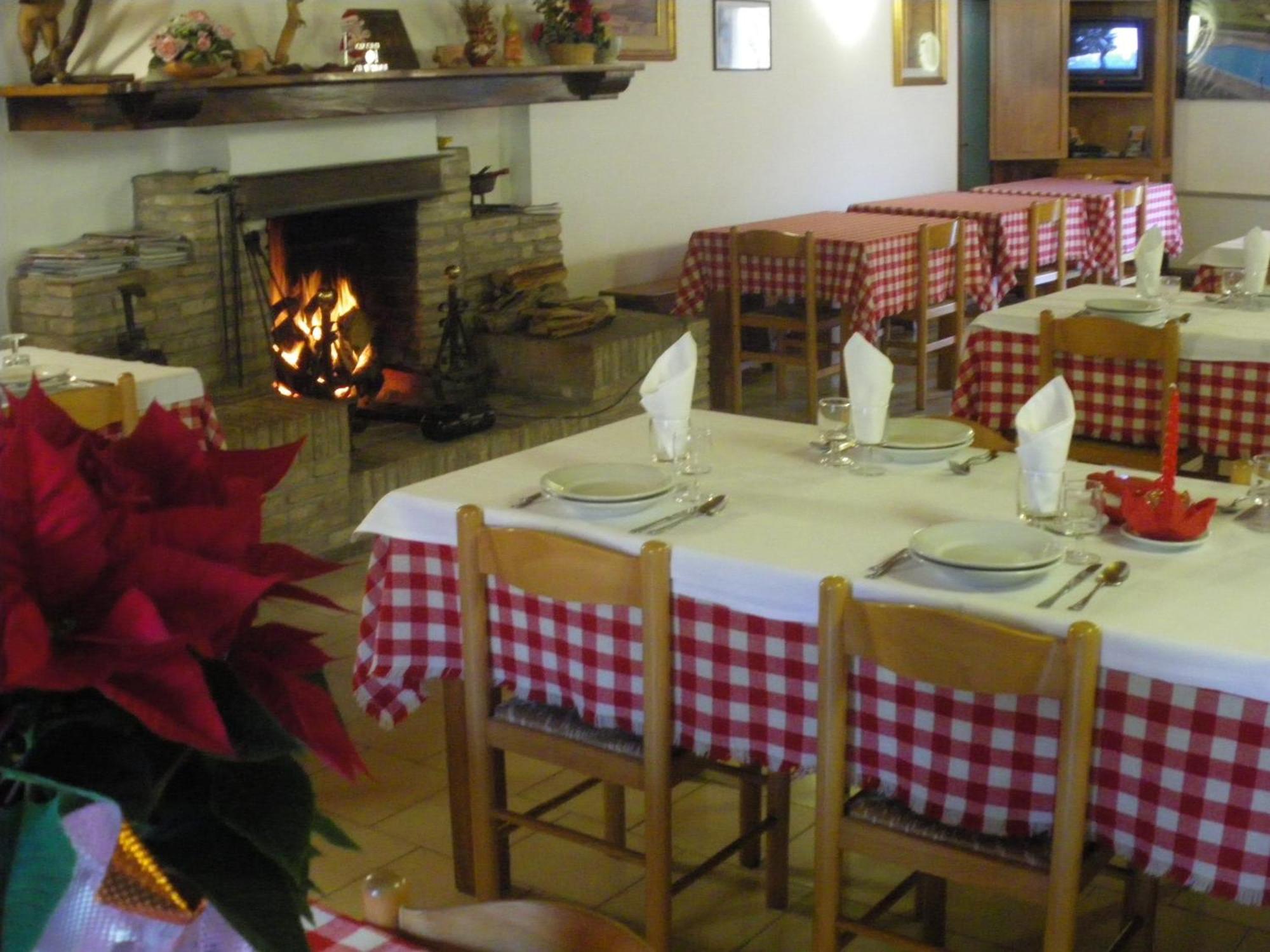 Agriturismo Orsaiola Урбания Екстериор снимка