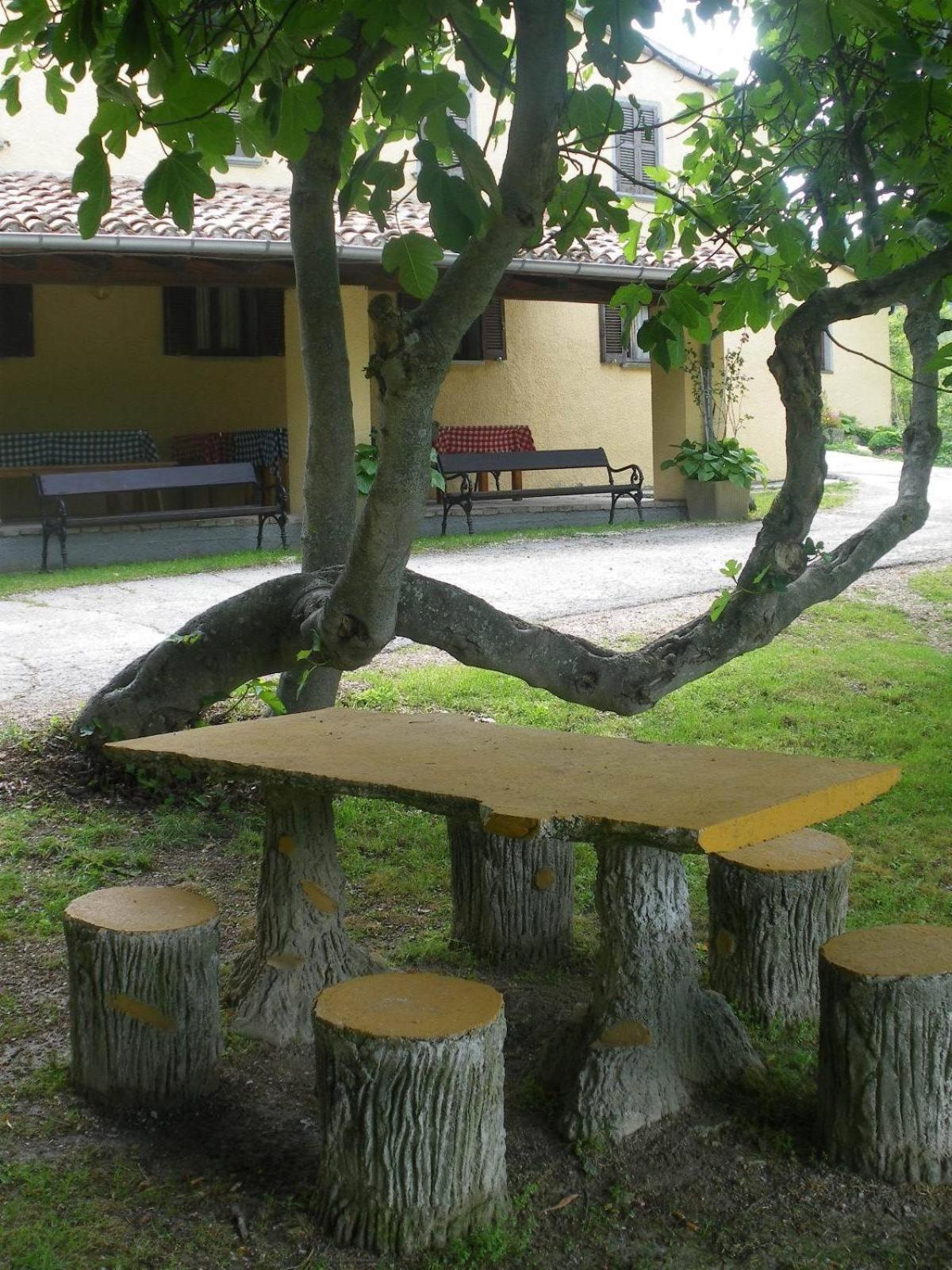 Agriturismo Orsaiola Урбания Екстериор снимка