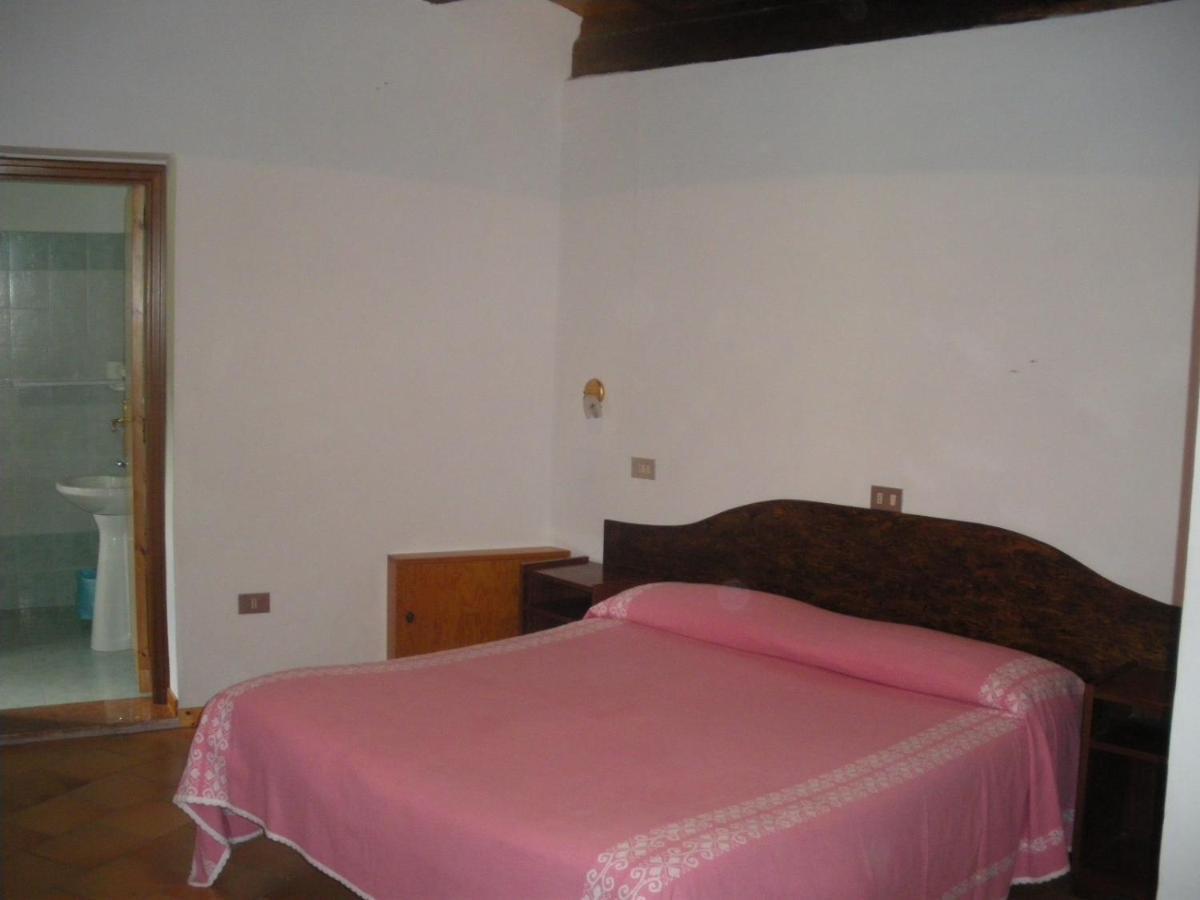 Agriturismo Orsaiola Урбания Екстериор снимка